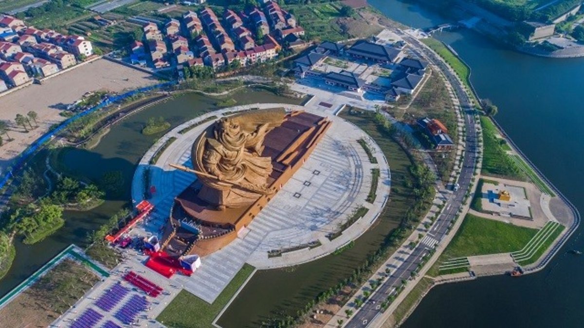 Dynasty Warriors: Construyen en China una escultura gigante de Guan Yu